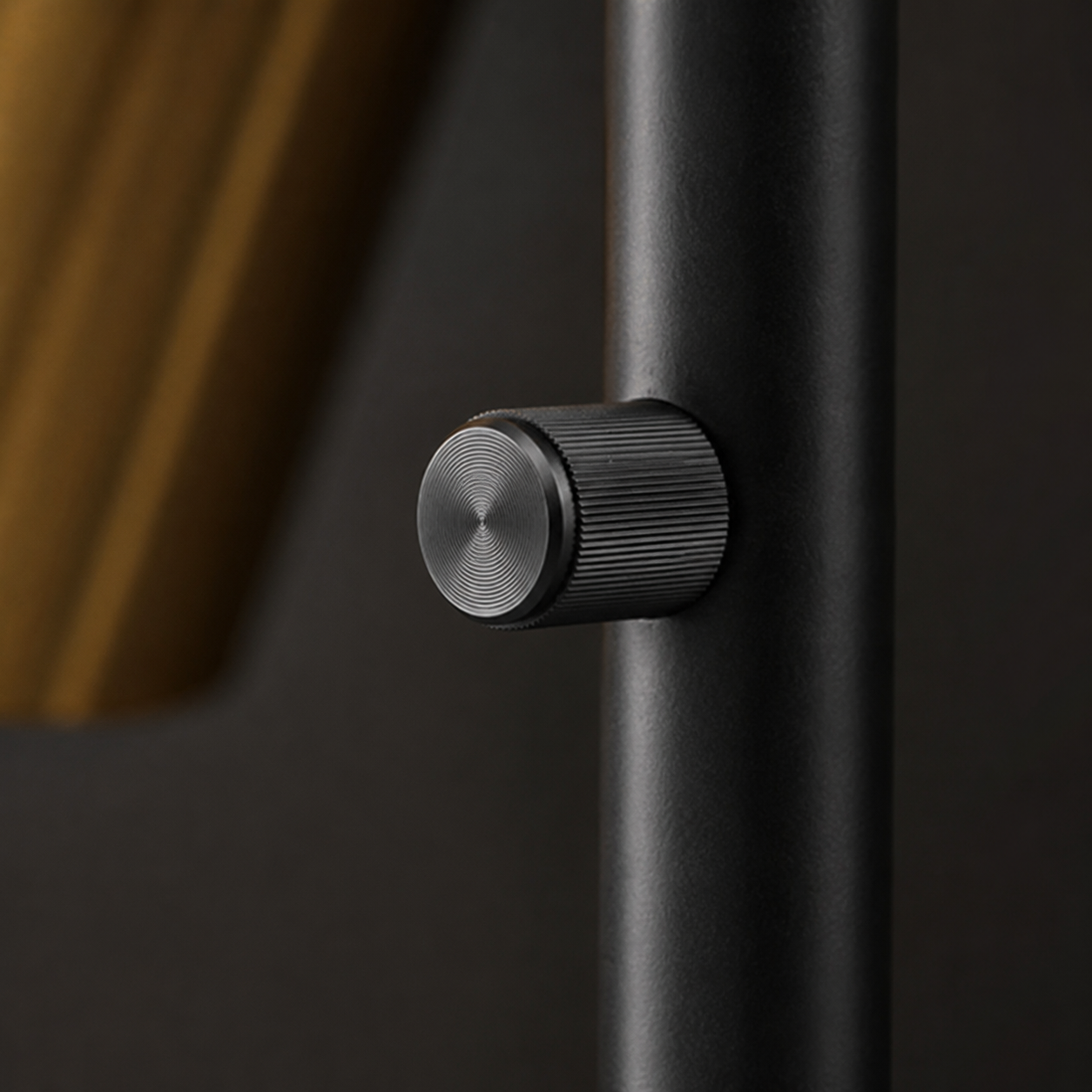 VEGA Floor Lamp